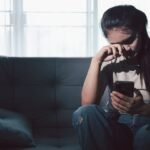 A las 4 de la mañana empieza el infierno: ruido, pintura y olor a orina desde el piso de arriba No es exageración. Es desgaste. Es vivir con la sensación de que tu hogar ya no es tu refugio.