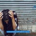 Cuando denunciar no alcanza Lleva dos años denunciando a su vecino por extorsión y violencia. La última vez, un golpe le rompió la boca